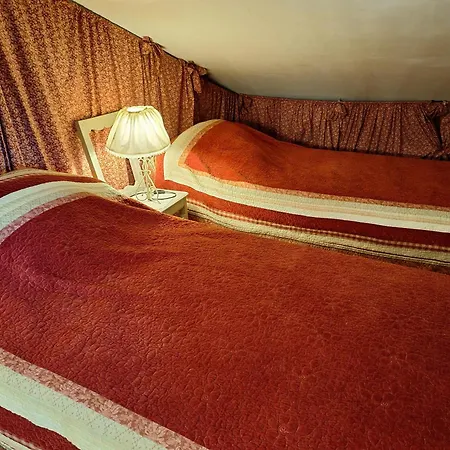 La Haie à Cerf Alojamento de Acomodação e Pequeno-almoço 3*