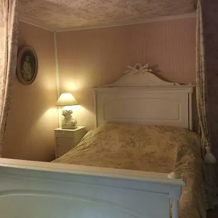 Oda ve Kahvaltı La Haie A Cerf