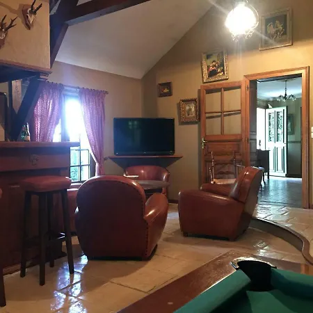 La Haie A Cerf Bed & Breakfast 3*