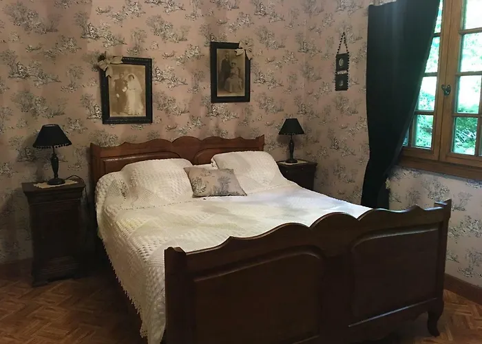 Bed & Breakfast La Haie A Cerf 3*